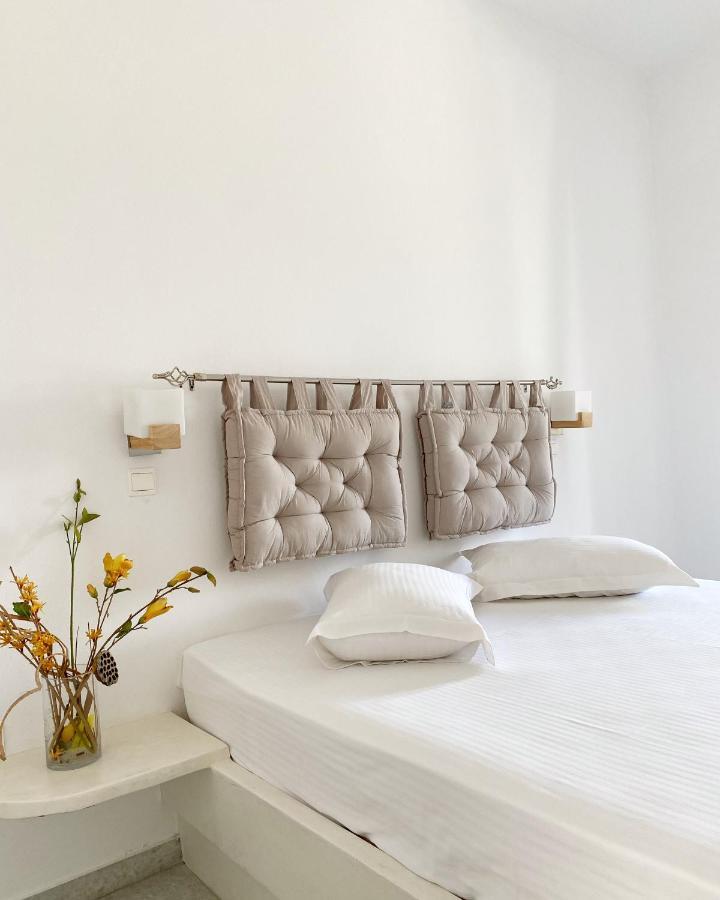 Fikas Hotel Naxos City Esterno foto