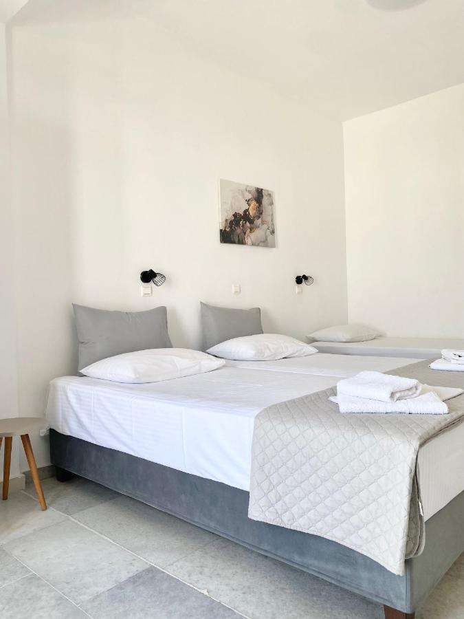 Fikas Hotel Naxos City Esterno foto