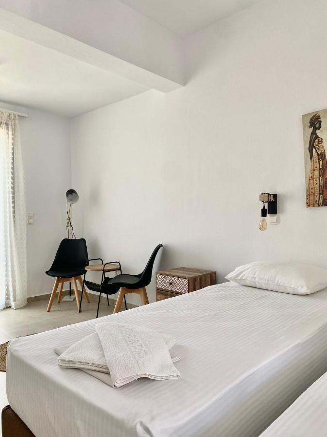 Fikas Hotel Naxos City Esterno foto