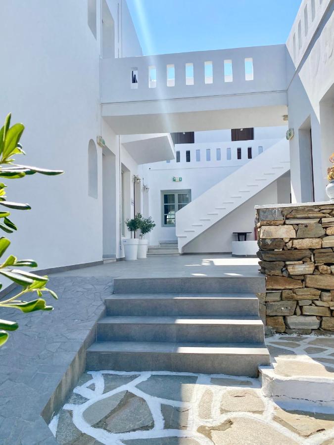 Fikas Hotel Naxos City Esterno foto