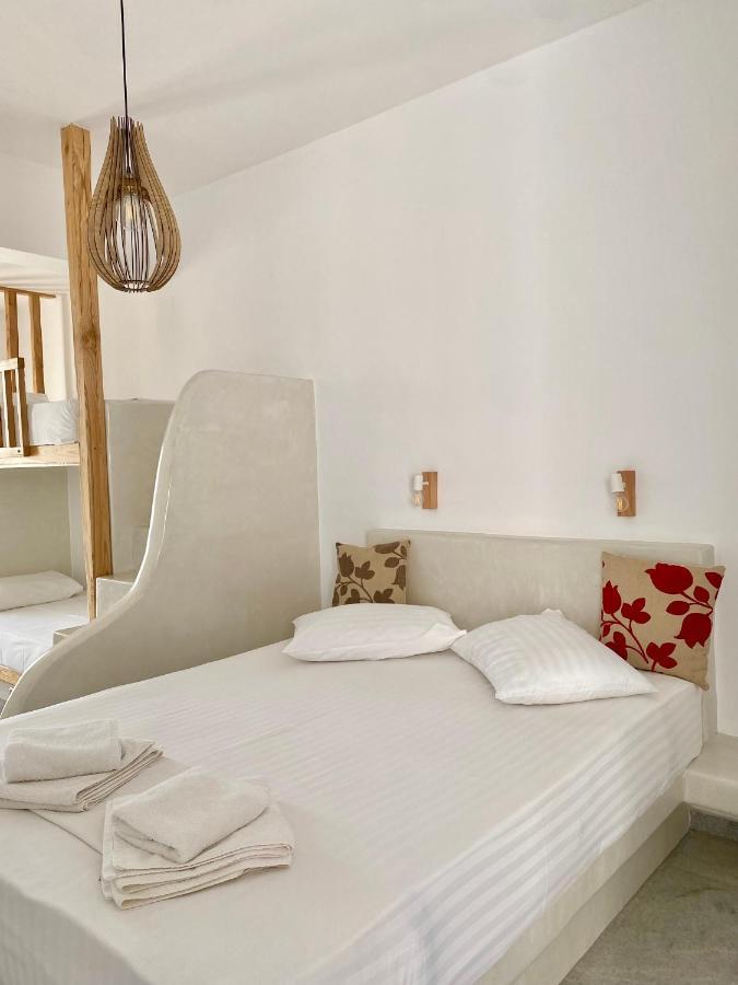 Fikas Hotel Naxos City Esterno foto