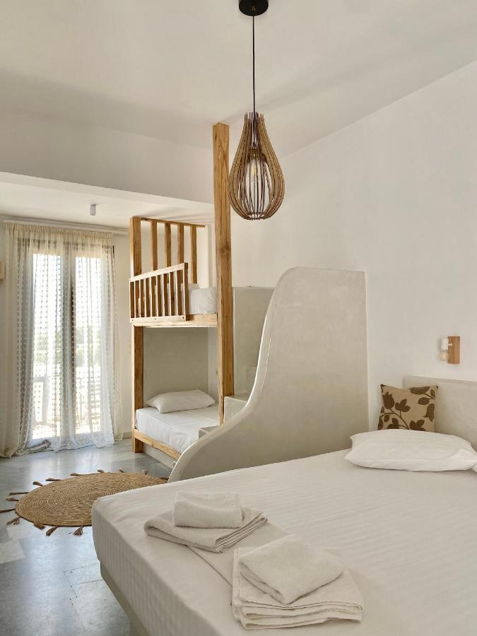 Fikas Hotel Naxos City Esterno foto