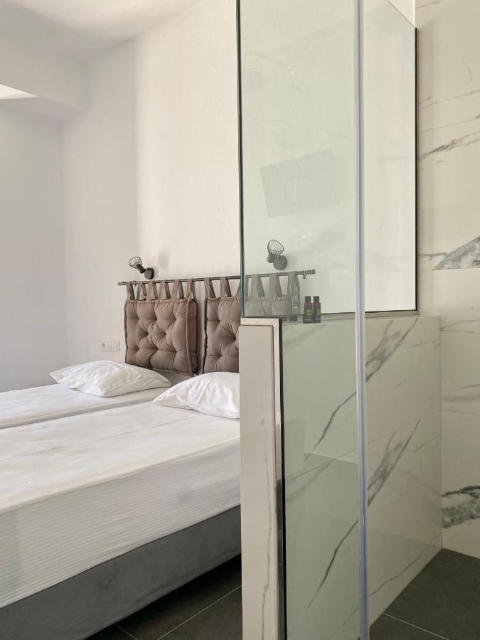 Fikas Hotel Naxos City Esterno foto